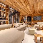 Luxurious With Sauna & Jacuzzi In With Parking * Megeve