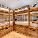 Luxurious With Sauna & Jacuzzi In With Parking Chalet *
