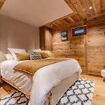 Chalet Luxurious With Sauna & Jacuzzi In With Parking Megeve