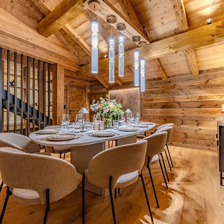 Luxurious With Sauna & Jacuzzi In With Parking