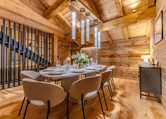 Luxurious With Sauna & Jacuzzi In With Parking