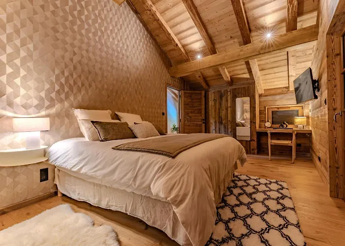 Luxurious With Sauna & Jacuzzi In With Parking メジェーヴ