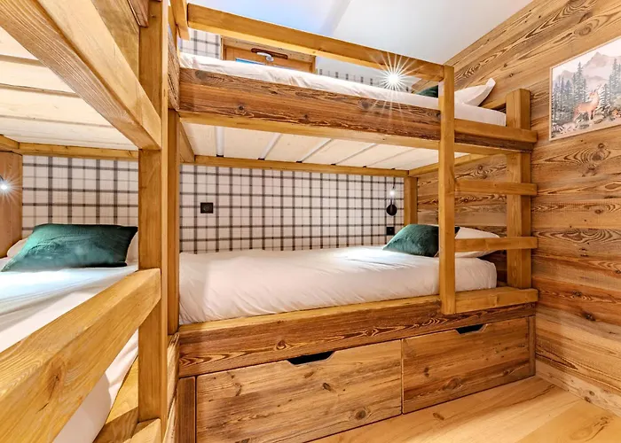 Luxurious With Sauna & Jacuzzi In With Parking シャレー メジェーヴ