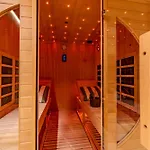 Horská chata Luxurious With Sauna & Jacuzzi In With Parking Megève