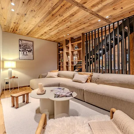 Luxurious With Sauna & Jacuzzi In With Parking בקתה