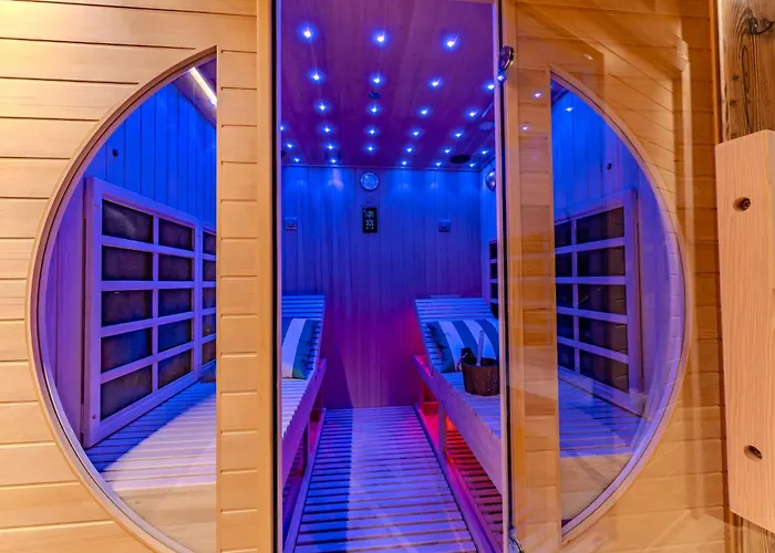 Horská chata Luxurious With Sauna & Jacuzzi In With Parking