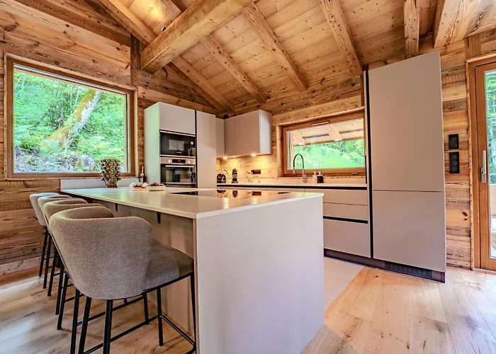 Horská chata Luxurious With Sauna & Jacuzzi In With Parking